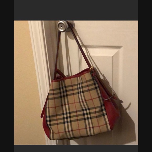 Burberry handbag - Picture 1 of 5